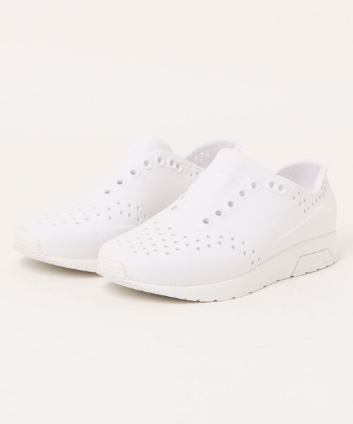 Native(ネイティブ)の「【Native Shoes/ネイティブシューズ】LENNOX WANDERFOAM/軽量/シューズ【WEB限定】(スリッポン・レディース・ブラック/ホワイト・23.5/25.5/24.5)」の2枚目の写真