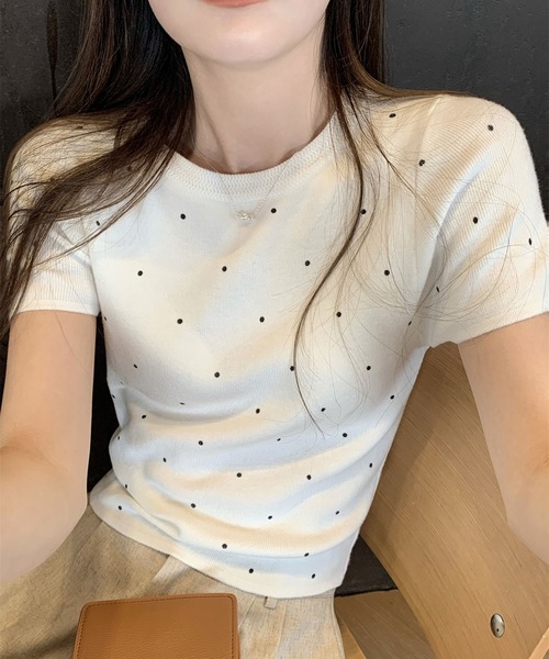 LAFFMO（ラフモ）の「クルーネックドット半袖ニット（Tシャツ/カットソー・レディース・ブラック/ホワイト/ベージュ/グレー・F）」の6枚目の写真
