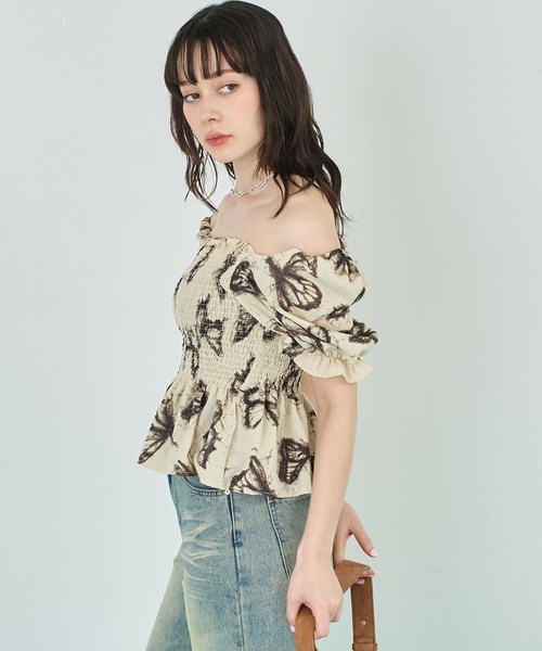 ANAP（アナップ）の「バタフライ ペプラム ブラウス（シャツ/ブラウス・レディース・アイボリー/ブラック・FREE）」の6枚目の写真