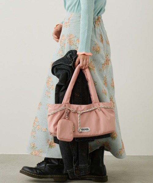 Unitage(ユニテージ)の「【OUTDOOR PRODUCTS】 Charm Set Wide Tote(トートバッグ・レディース・ブラウン/ピンク・FREE)」の8枚目の写真