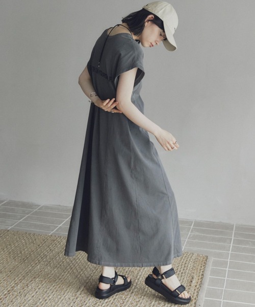 Doux archives（ドゥアルシーヴ）の「ベルトサンダル（サンダル・レディース・ブラック/アイボリー・23.5/24.5）」の21枚目の写真