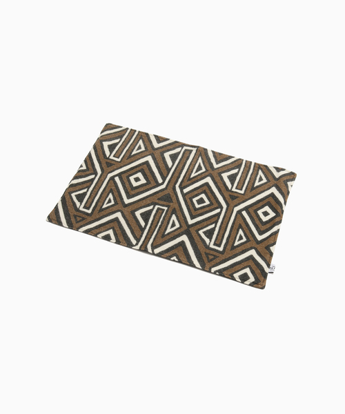 JOURNAL STANDARD（ジャーナルスタンダード）の「REDAD AND FLUFFY*stand KUBA table placem（食器・メンズ・アイボリー/チョコ/ブラウン系その他・FREE）」の3枚目の写真