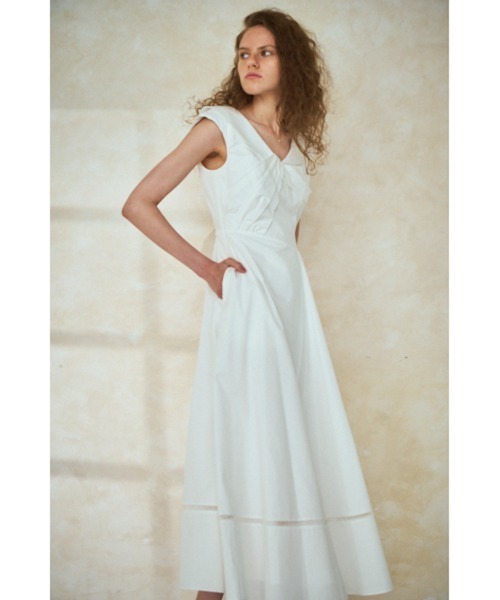 Estella.K(エステラケー)の「Gina Long Dress フロントツイストドレス(ワンピース・レディース・ネイビー/ホワイト/ブラック系・FREE)」の10枚目の写真