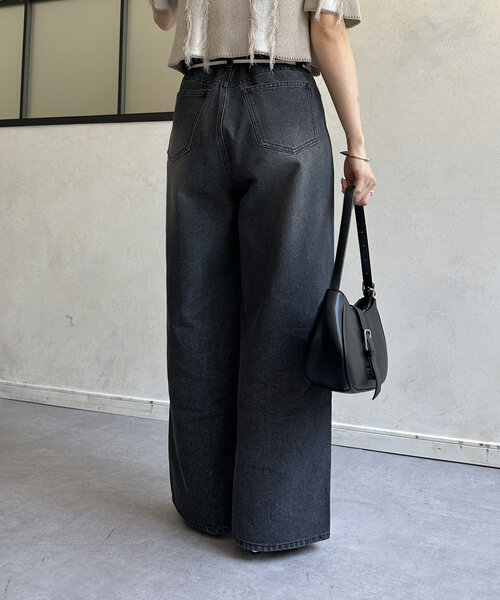 Thevon(ゼボン)の「ウエストリボンワイドデニム(その他パンツ・レディース・ベージュ/ブラック・S/M)」の4枚目の写真