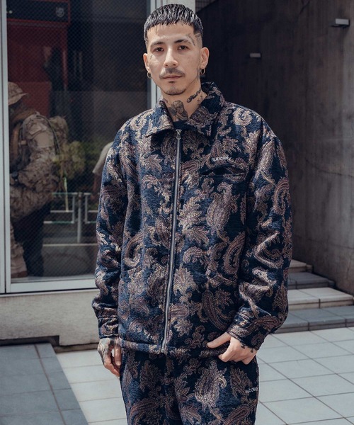 Subciety（サブサエティ）の「Chenille sports jkt（その他アウター・メンズ・ネイビー/ブラック・X-LARGE/LARGE/MEDIUM/SMALL）」の4枚目の写真