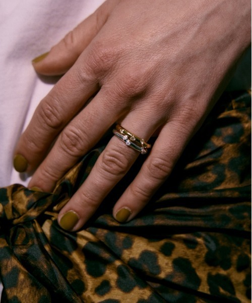LAPUIS(ラピュイ)の「LAPUIS(ラピュイ) Garden Circle ring(リング・レディース・シルバー/ゴールド・11号/13号)」の5枚目の写真