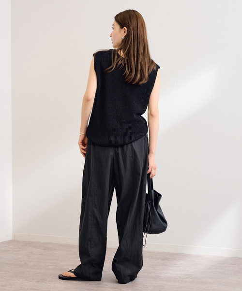 FRAMeWORK(フレームワーク)の「ギャザーパンツ(スラックス・レディース・ベージュ/ブラック・36/38/40)」の3枚目の写真