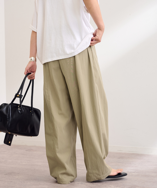 FRAMeWORK(フレームワーク)の「ギャザーパンツ(スラックス・レディース・ベージュ/ブラック・36/38/40)」の12枚目の写真