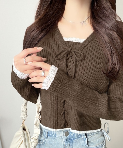 mily bilet（ミウィビレット）の「【mily bilet】レースアップで魅せる、大人フェミニン。袖レース使いリボンデザインリブニットプルオーバー（ニット/セーター・レディース・バーガンディー/グレー/アイボリー/ブラック/ブラウン/ブルー・X-LARGE/SMALL/MEDIUM/LARGE）」の8枚目の写真
