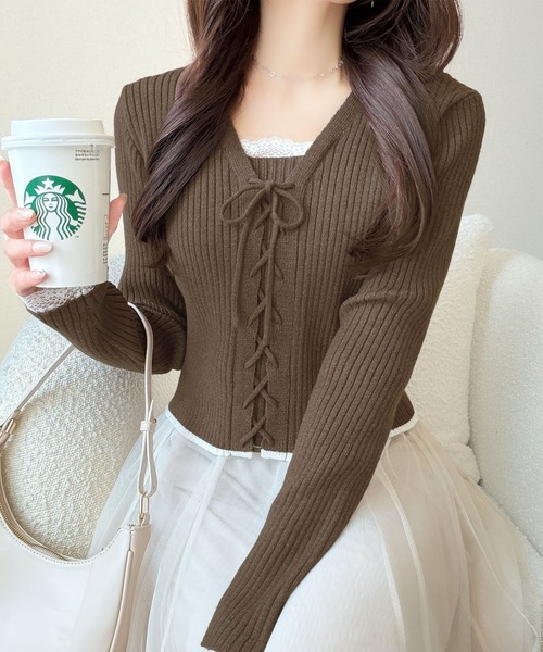 mily bilet（ミウィビレット）の「【mily bilet】レースアップで魅せる、大人フェミニン。袖レース使いリボンデザインリブニットプルオーバー（ニット/セーター・レディース・バーガンディー/グレー/アイボリー/ブラック/ブラウン/ブルー・X-LARGE/SMALL/MEDIUM/LARGE）」の10枚目の写真