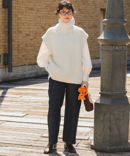 titivate（ティティベイト）の「ハイネックルーズニットベスト（ベスト・レディース・ブラック/ベージュ/オフホワイト/グレー・L/M）」の6枚目の写真