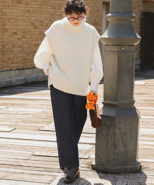 titivate（ティティベイト）の「ハイネックルーズニットベスト（ベスト・レディース・ブラック/ベージュ/オフホワイト/グレー・L/M）」の10枚目の写真