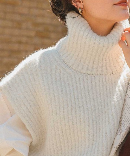 titivate（ティティベイト）の「ハイネックルーズニットベスト（ベスト・レディース・ブラック/ベージュ/オフホワイト/グレー・L/M）」の12枚目の写真