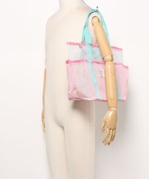 Ritzy(リッツィー)の「4色展開 通気性良く 夏物 メッシュトートバッグ かごバッグ(トートバッグ・レディース・グリーン/ピンク/ブラック/ベージュ・FREE)」の8枚目の写真