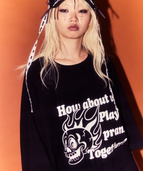 Candy Stripper（キャンディストリッパー）の「FIRE SKULL OVER SIZE RAGLAN トップス（Tシャツ/カットソー・レディース・オフホワイト/カーキ/ブラック・FREE）」の8枚目の写真