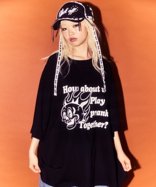 Candy Stripper（キャンディストリッパー）の「FIRE SKULL OVER SIZE RAGLAN トップス（Tシャツ/カットソー・レディース・オフホワイト/カーキ/ブラック・FREE）」の9枚目の写真
