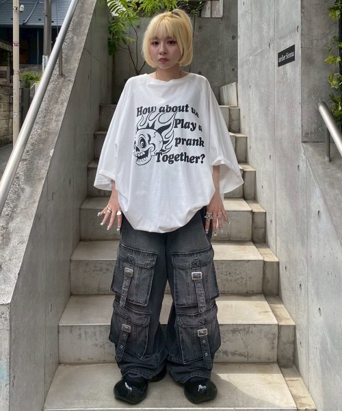 Candy Stripper（キャンディストリッパー）の「FIRE SKULL OVER SIZE RAGLAN トップス（Tシャツ/カットソー・レディース・オフホワイト/カーキ/ブラック・FREE）」の18枚目の写真