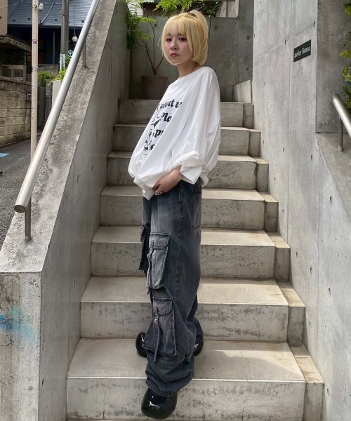 Candy Stripper（キャンディストリッパー）の「FIRE SKULL OVER SIZE RAGLAN トップス（Tシャツ/カットソー・レディース・オフホワイト/カーキ/ブラック・FREE）」の21枚目の写真