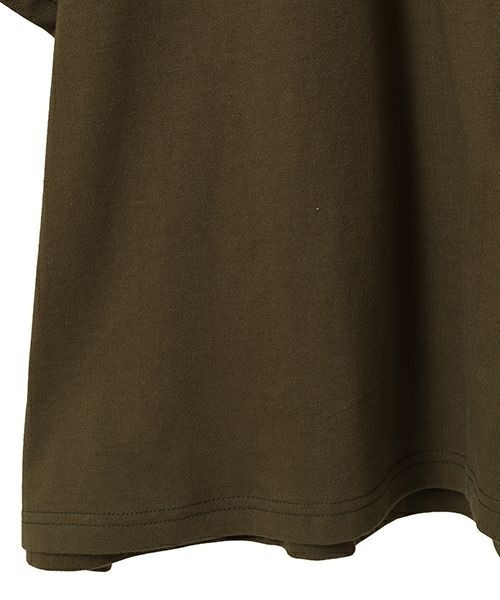 Candy Stripper（キャンディストリッパー）の「FIRE SKULL OVER SIZE RAGLAN トップス（Tシャツ/カットソー・レディース・オフホワイト/カーキ/ブラック・FREE）」の4枚目の写真