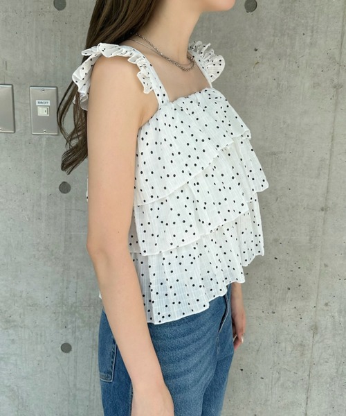 TREOVER(トレオーバー)の「ドットで差が付くキャミスタイルに♪ドットティアードキャミソールブラウス(キャミソール・レディース・ブラック/オフホワイト・FREE)」の3枚目の写真