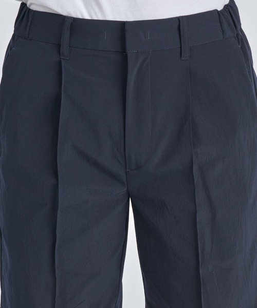 THE TOKYO(ザトウキョウ)の「【THE TOKYO/ザトウキョウ】着た方が涼しい Pintucrease Short Pants(スラックス・メンズ・ブラック/ダークネイビー・44/46/48)」の18枚目の写真