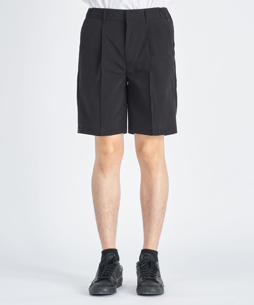 THE TOKYO(ザトウキョウ)の「【THE TOKYO/ザトウキョウ】着た方が涼しい Pintucrease Short Pants(スラックス・メンズ・ブラック/ダークネイビー・44/46/48)」の6枚目の写真