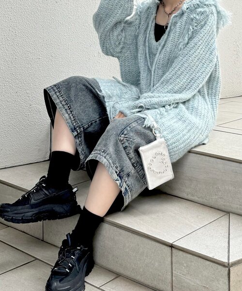 w closet(ダブルクローゼット)の「2WAYカーゴパンツ(その他パンツ・レディース・ベージュ/ブラック/カーキ/ブルー・MEDIUM/SMALL)」の4枚目の写真