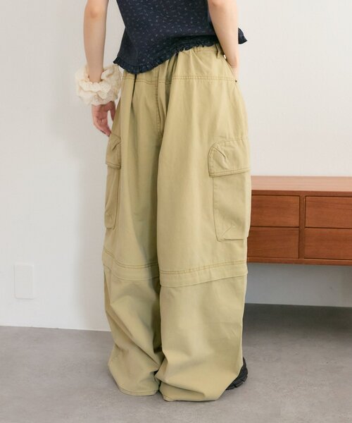 w closet(ダブルクローゼット)の「2WAYカーゴパンツ(その他パンツ・レディース・ベージュ/ブラック/カーキ/ブルー・MEDIUM/SMALL)」の5枚目の写真