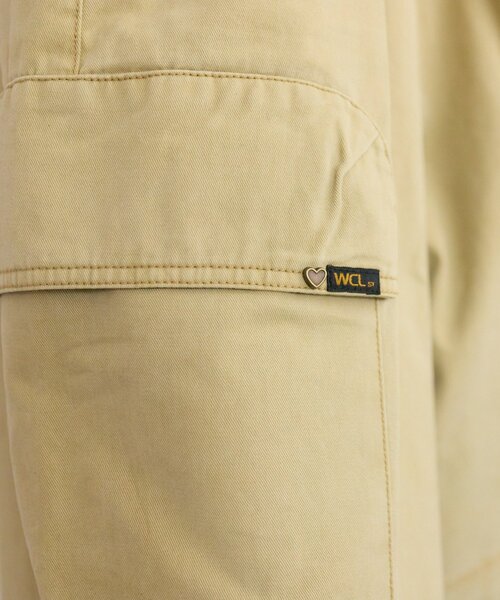 w closet(ダブルクローゼット)の「2WAYカーゴパンツ(その他パンツ・レディース・ベージュ/ブラック/カーキ/ブルー・MEDIUM/SMALL)」の6枚目の写真