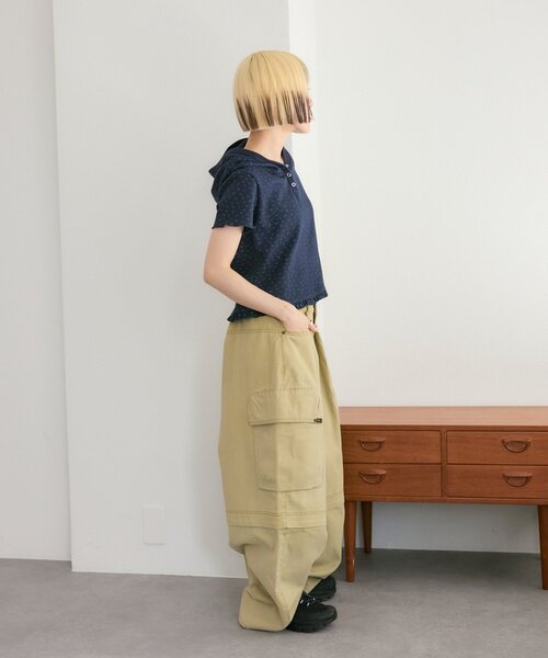 w closet(ダブルクローゼット)の「2WAYカーゴパンツ(その他パンツ・レディース・ベージュ/ブラック/カーキ/ブルー・MEDIUM/SMALL)」の18枚目の写真
