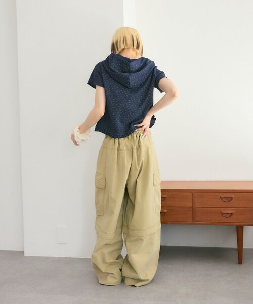 w closet(ダブルクローゼット)の「2WAYカーゴパンツ(その他パンツ・レディース・ベージュ/ブラック/カーキ/ブルー・MEDIUM/SMALL)」の20枚目の写真