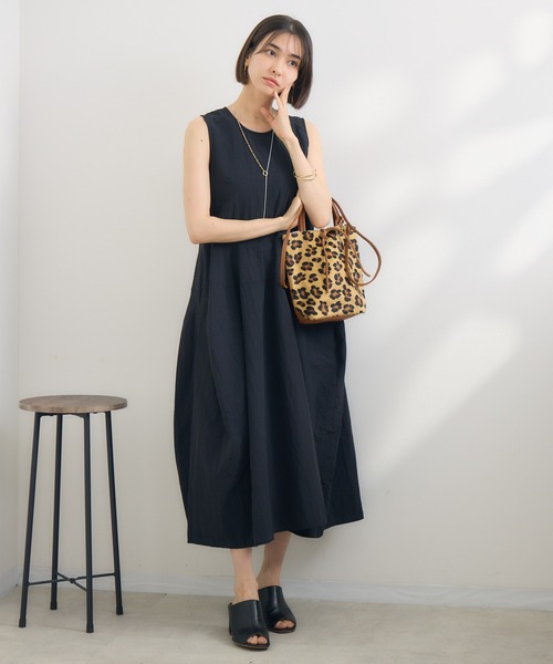 KATHARINE ROSS(キャサリンロス)の「【PILLINI/ピリーニ】ノースリコクーンワンピース(ワンピース・レディース・カーキ/ブラック・FREE)」の20枚目の写真