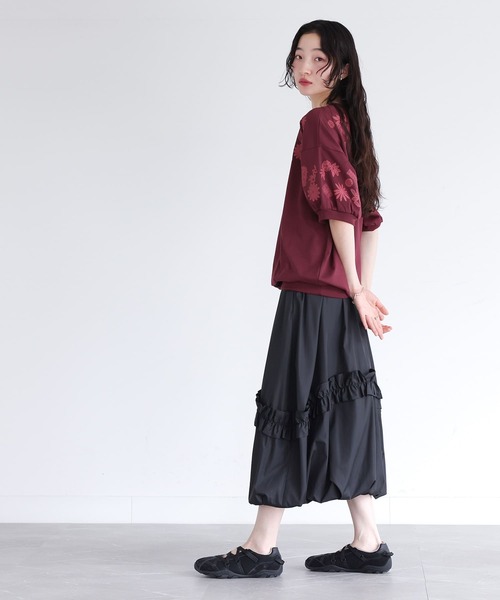 somari imagination(ソマリ イマジネーション)の「『レースプリントカットソー』(Tシャツ/カットソー・レディース・ネイビー/ボルドー・1/2)」の10枚目の写真