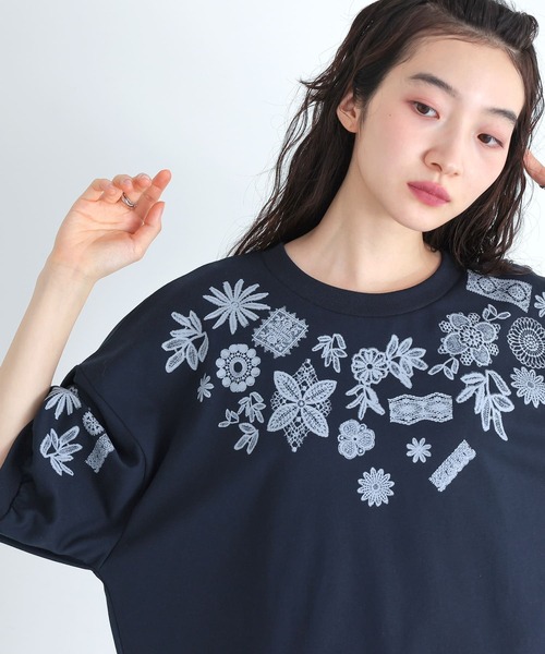 somari imagination(ソマリ イマジネーション)の「『レースプリントカットソー』(Tシャツ/カットソー・レディース・ネイビー/ボルドー・1/2)」の12枚目の写真