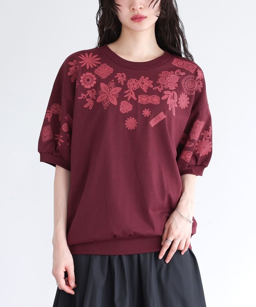 somari imagination(ソマリ イマジネーション)の「『レースプリントカットソー』(Tシャツ/カットソー・レディース・ネイビー/ボルドー・1/2)」の3枚目の写真