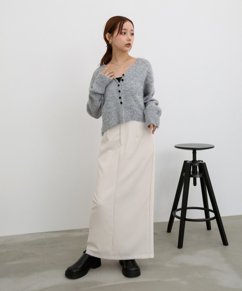 Bab(バブ)の「【タイト/フレア2タイプ】【サイズ展開あり】スウェードロングスカート(スカート・レディース・チャコールグレー/アイボリー系/ブラウン系その他2/アイボリー/グレー系その他/イエロー系その他/キャメル/ブラウン・S/M/L)」の21枚目の写真