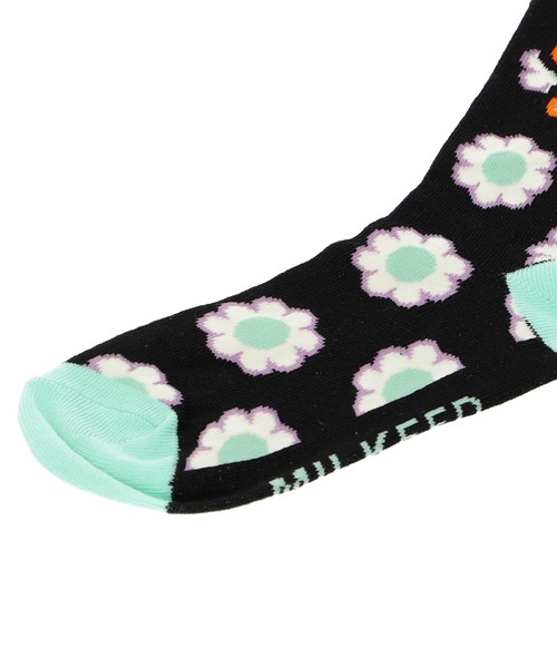 MILKFED.（ミルクフェド）の「FLOWER LOGO JACQUARD SOCKS（ソックス/靴下・レディース・ライトブルー/ブラック/オフホワイト・ONE SIZE）」の9枚目の写真
