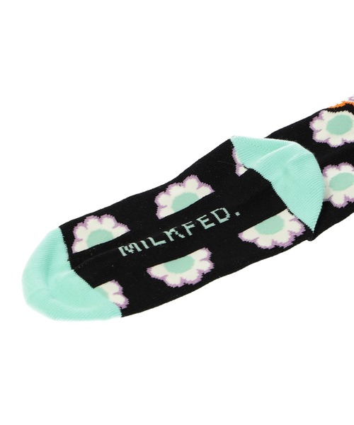MILKFED.（ミルクフェド）の「FLOWER LOGO JACQUARD SOCKS（ソックス/靴下・レディース・ライトブルー/ブラック/オフホワイト・ONE SIZE）」の10枚目の写真