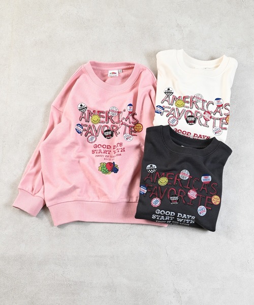 FRUIT OF THE LOOM（フルーツオブザルーム）の「【FRUIT OF THE LOOM】別注プリントトレーナー（スウェット・キッズ・ピンク/チャコール/オフホワイト・100/95/90/80/160/150/140/130/120/110）」の4枚目の写真