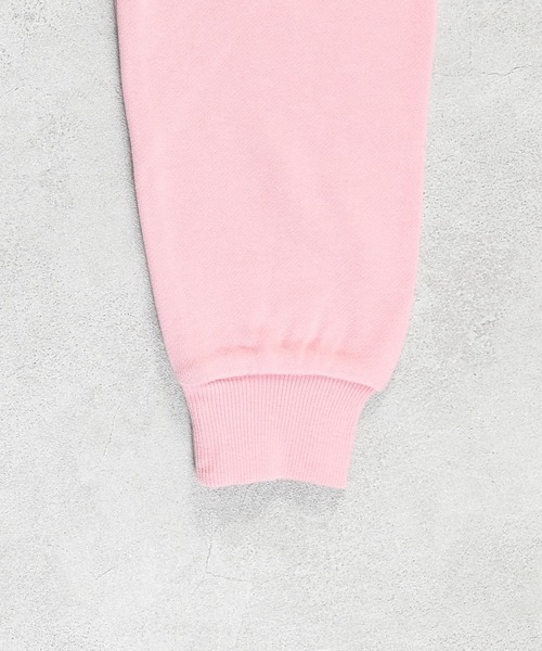 FRUIT OF THE LOOM（フルーツオブザルーム）の「【FRUIT OF THE LOOM】別注プリントトレーナー（スウェット・キッズ・ピンク/チャコール/オフホワイト・100/95/90/80/160/150/140/130/120/110）」の15枚目の写真