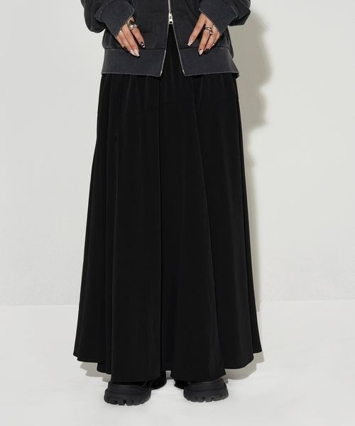 JEANASIS（ジーナシス）の「ペイントタッチフレアスカート/592868（スカート・レディース・ブルー系その他/グレー系その他/ホワイト/ブラック・FREE/SMALL）」の3枚目の写真