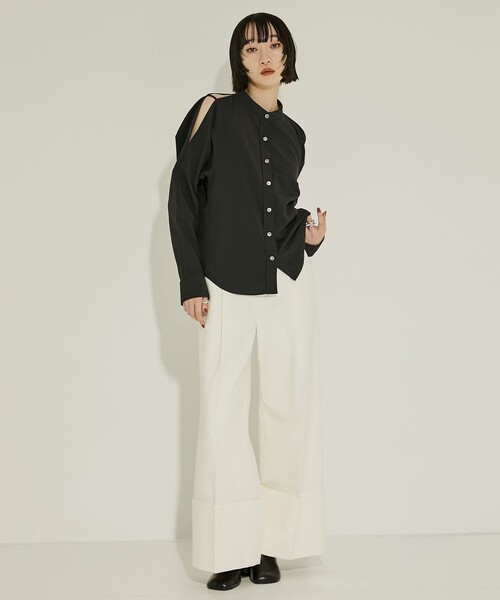 AKANE UTSUNOMIYA（アカネウツノミヤ）の「【AKANE UTSUNOMIYA/アカネウツノミヤ】《STUDIOUS別注》WAO-FB49-2009/肩開きブラウス/秋服（シャツ/ブラウス・レディース・ブラウン/ブルー/ブラック・36）」の6枚目の写真