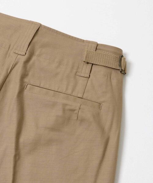 URBAN RESEARCH DOORS（アーバンリサーチドアーズ）の「サイドベルトストレートパンツ（その他パンツ・レディース・ベージュ/ネイビー・SMALL/MEDIUM）」の14枚目の写真