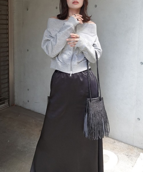 CORNERS（コーナーズ）の「スウェットＷジップオフショルトップス（Tシャツ/カットソー・レディース・ブラック/グレー/ブラウン/アイボリー・M）」の11枚目の写真