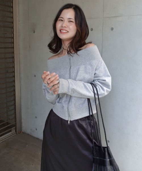 CORNERS（コーナーズ）の「スウェットＷジップオフショルトップス（Tシャツ/カットソー・レディース・ブラック/グレー/ブラウン/アイボリー・M）」の13枚目の写真