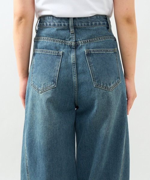 un dix cors(アンディコール)の「《着るだけでこなれ感》フロント切替カーブデニムパンツ(デニムパンツ・レディース・ブルー・M/L)」の17枚目の写真