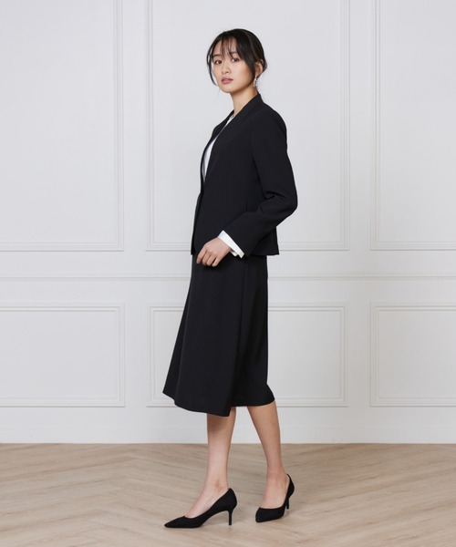 INED（イネド）の「トリアセバックサテンジョーゼット フレアスカート【セットアップ対応】（スーツスカート・レディース・ネイビー/サンドグレー・7号/9号/11号/5号）」の15枚目の写真