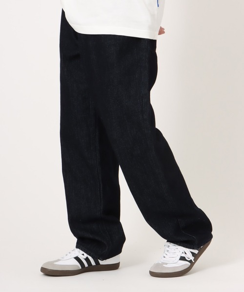 atmos(アトモス)の「atmos Baggy Denim Pants / アトモス バギー デニム パンツ(その他パンツ・メンズ・ブラック/ブルー・M/XL/L)」の9枚目の写真
