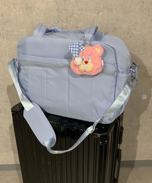 pyornim（ピョルニム）の「【25年秋冬新作】【2WAY】【A4サイズ対応】大容量キルティング ショルダー キャリーオン トラベル ボストンバッグ（ボストンバッグ・レディース・ホワイト/ピンク/ブルー/ブラック/ベージュ・F）」の4枚目の写真