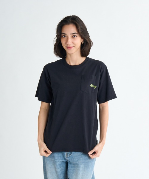 ROXY(ロキシー)の「ENJOY SURFING ON VAC /ロキシーバックプリント半袖Tシャツ(Tシャツ/カットソー・レディース・ベージュ/ホワイト/グレー/ブラック・LARGE/MEDIUM/X-LARGE)」の18枚目の写真